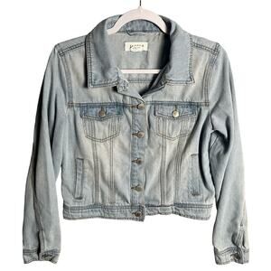 Ci Sono | Medium Denim Jacket Light Wash Button‎ Front Collared Urban Outfitters